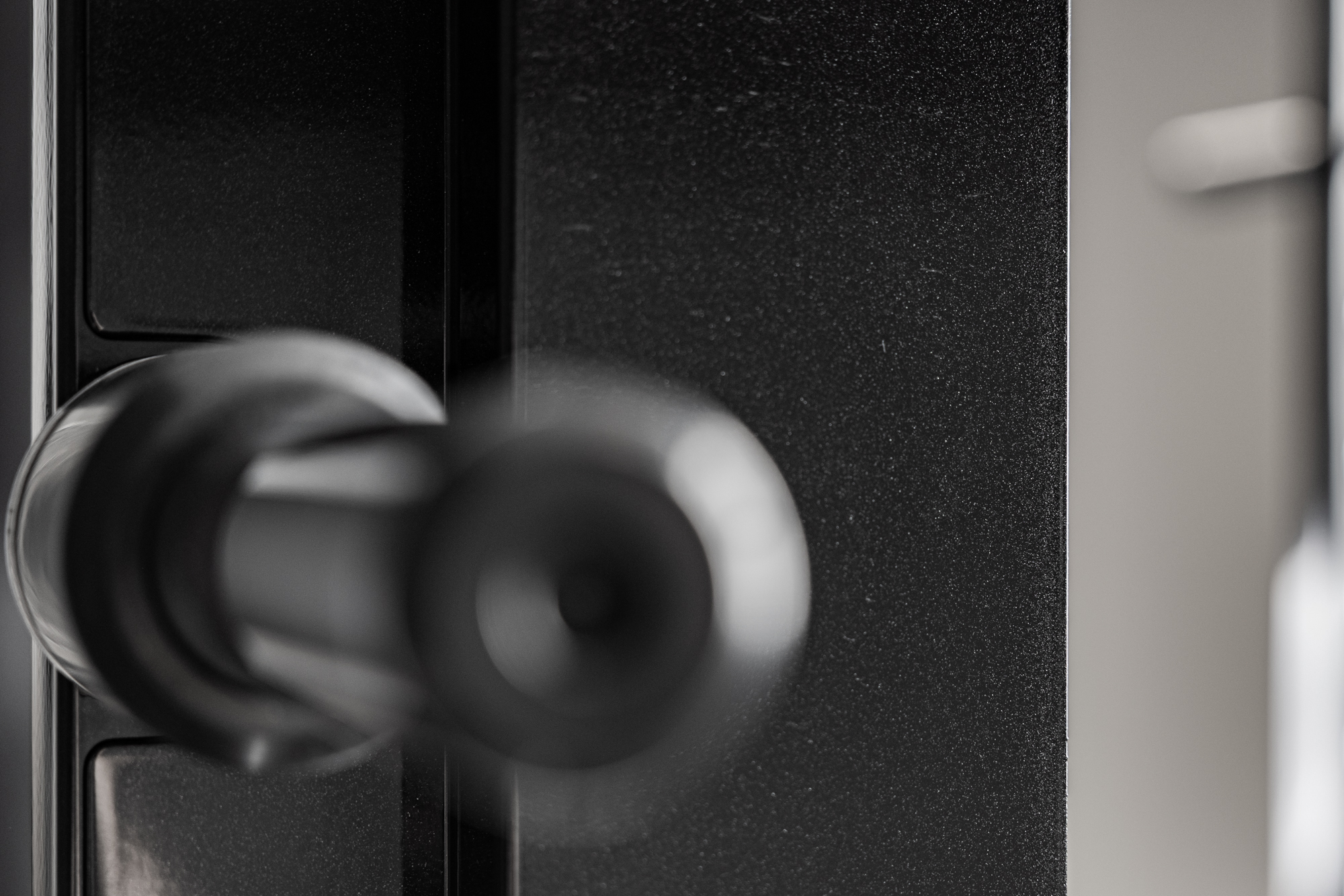 SEAMLESS PRECISION FIT